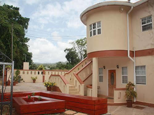 Valley Breeze Guest House St Andrew Extérieur photo